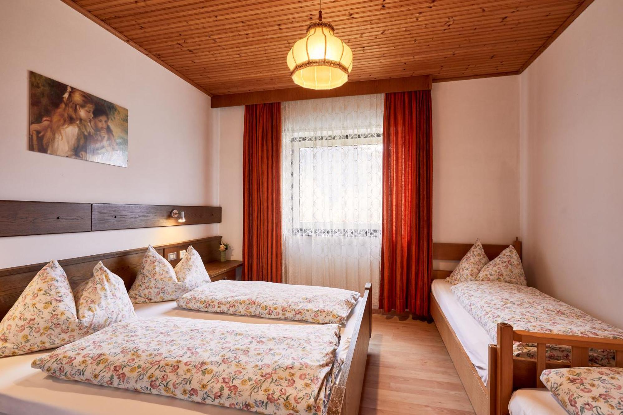 Ferienpension Zummuellerhof Natz-Schabs Phòng bức ảnh